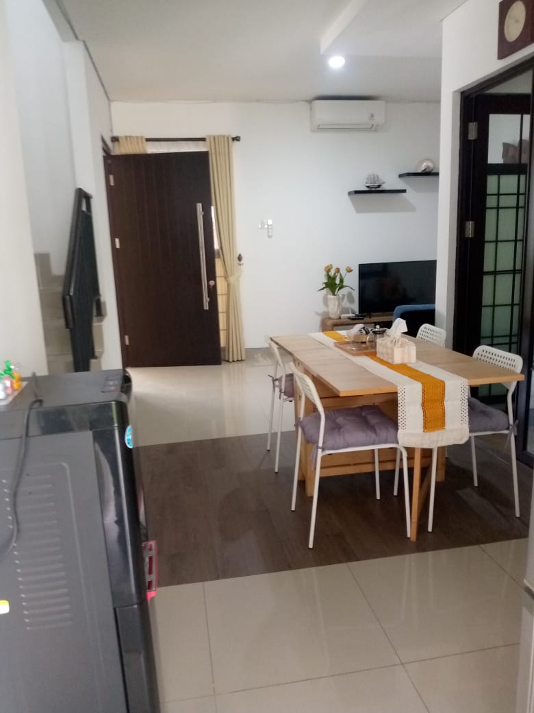 Rumah Disewakan Fully Furnished di Cluster The Patio Lippo Cikarang